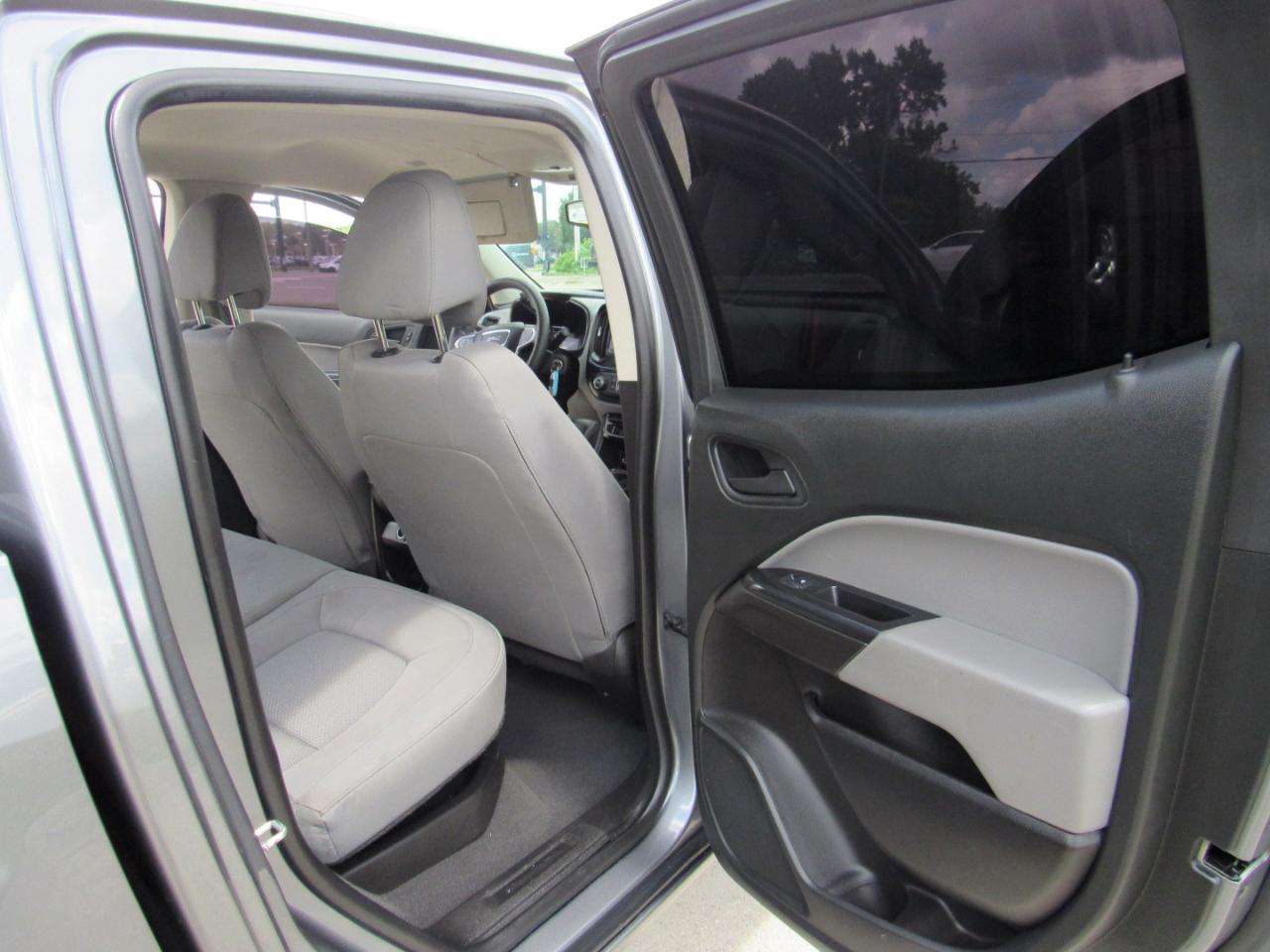GMC Canyon 2WD Crew Cab 128" Elevation Standard 2021