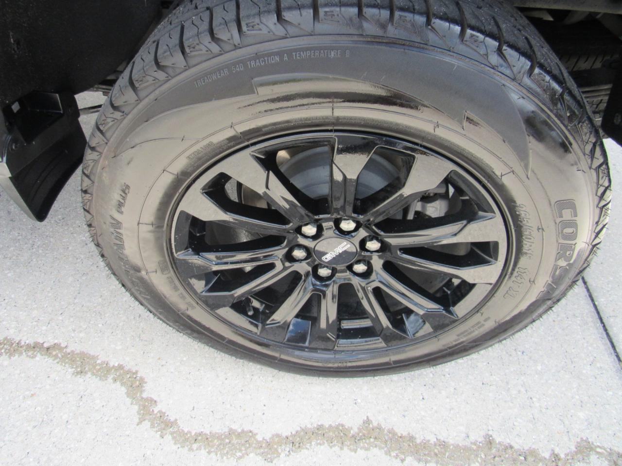 GMC Canyon 2WD Crew Cab 128" Elevation Standard 2021