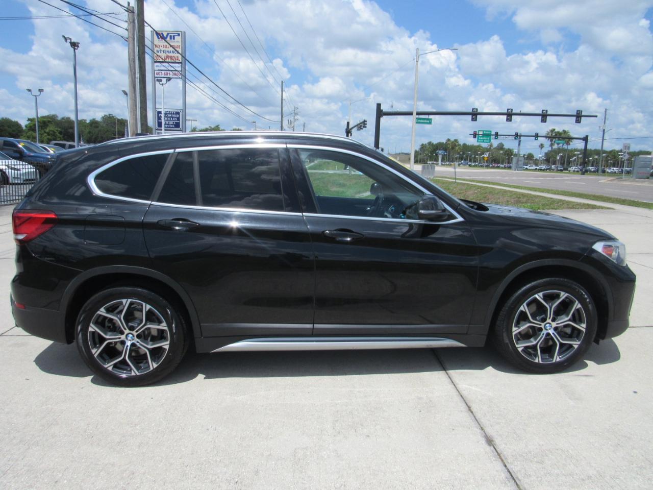 BMW X1 sDrive28i Sports Activity Vehicle 2021