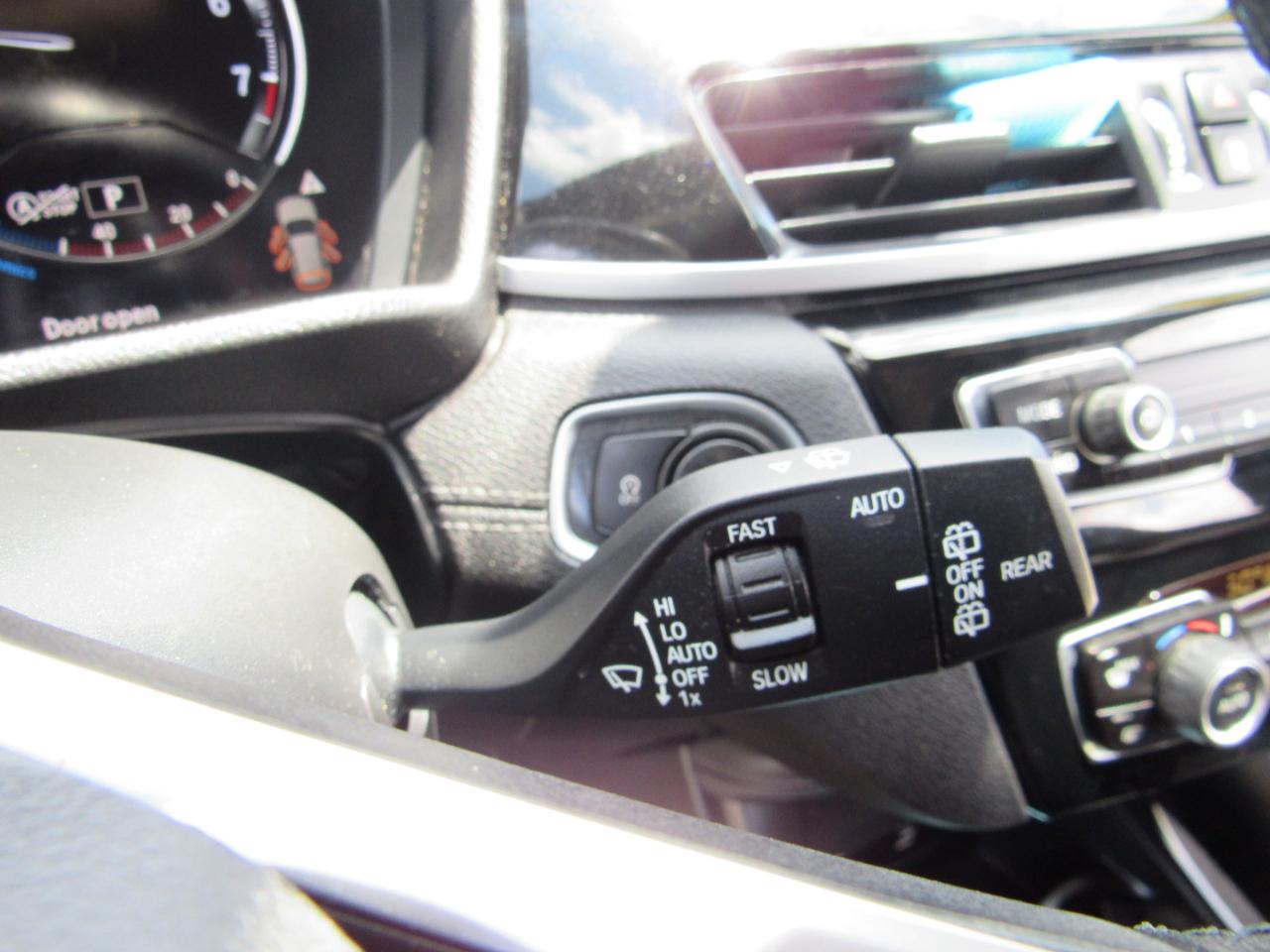 BMW X1 sDrive28i Sports Activity Vehicle 2021