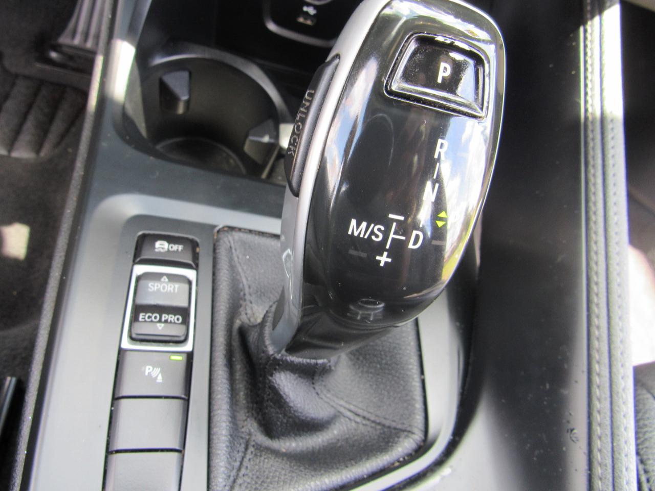 BMW X1 sDrive28i Sports Activity Vehicle 2021