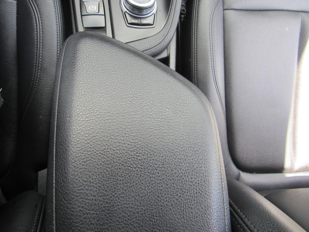 BMW X1 sDrive28i Sports Activity Vehicle 2021