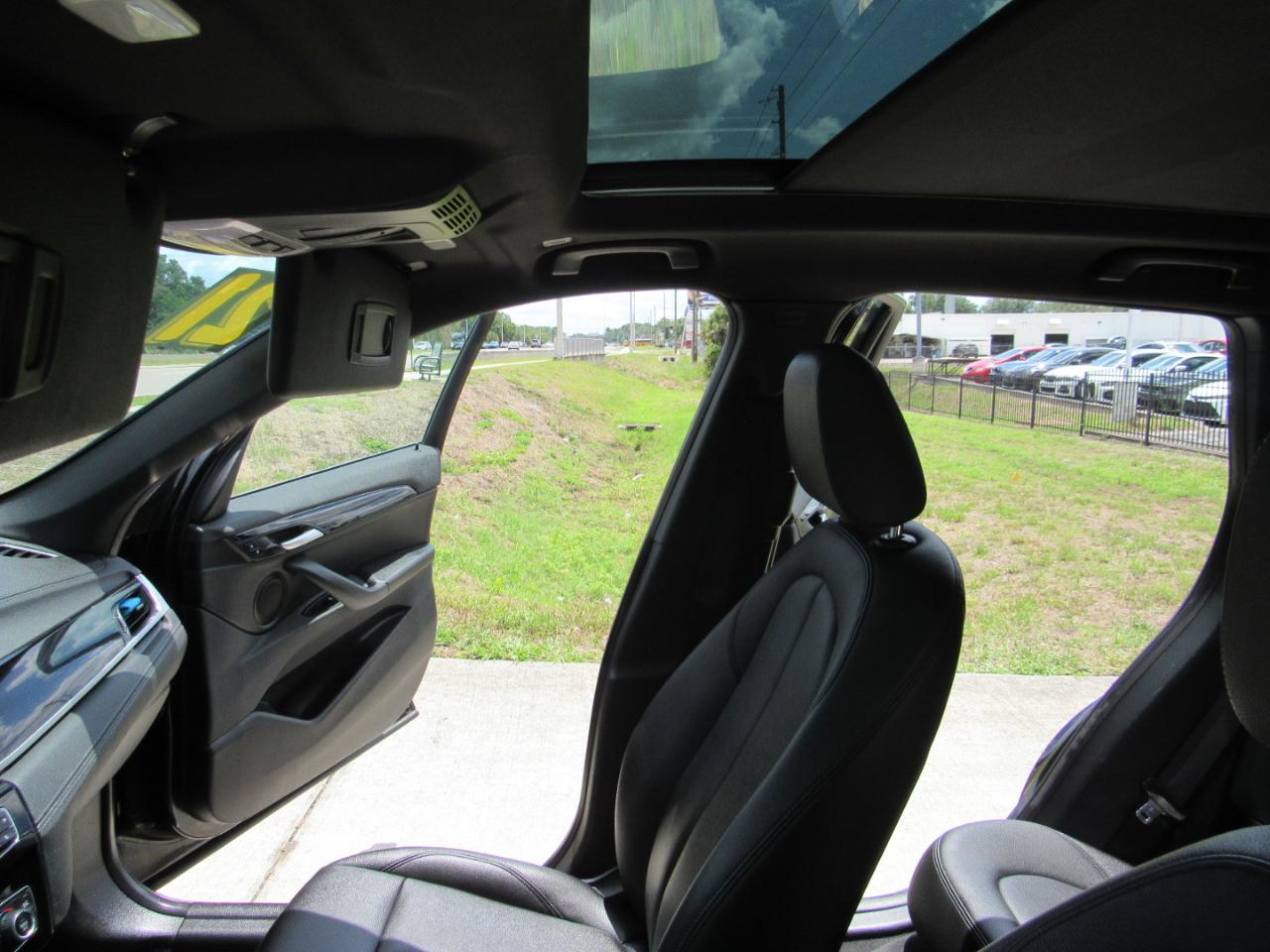BMW X1 sDrive28i Sports Activity Vehicle 2021