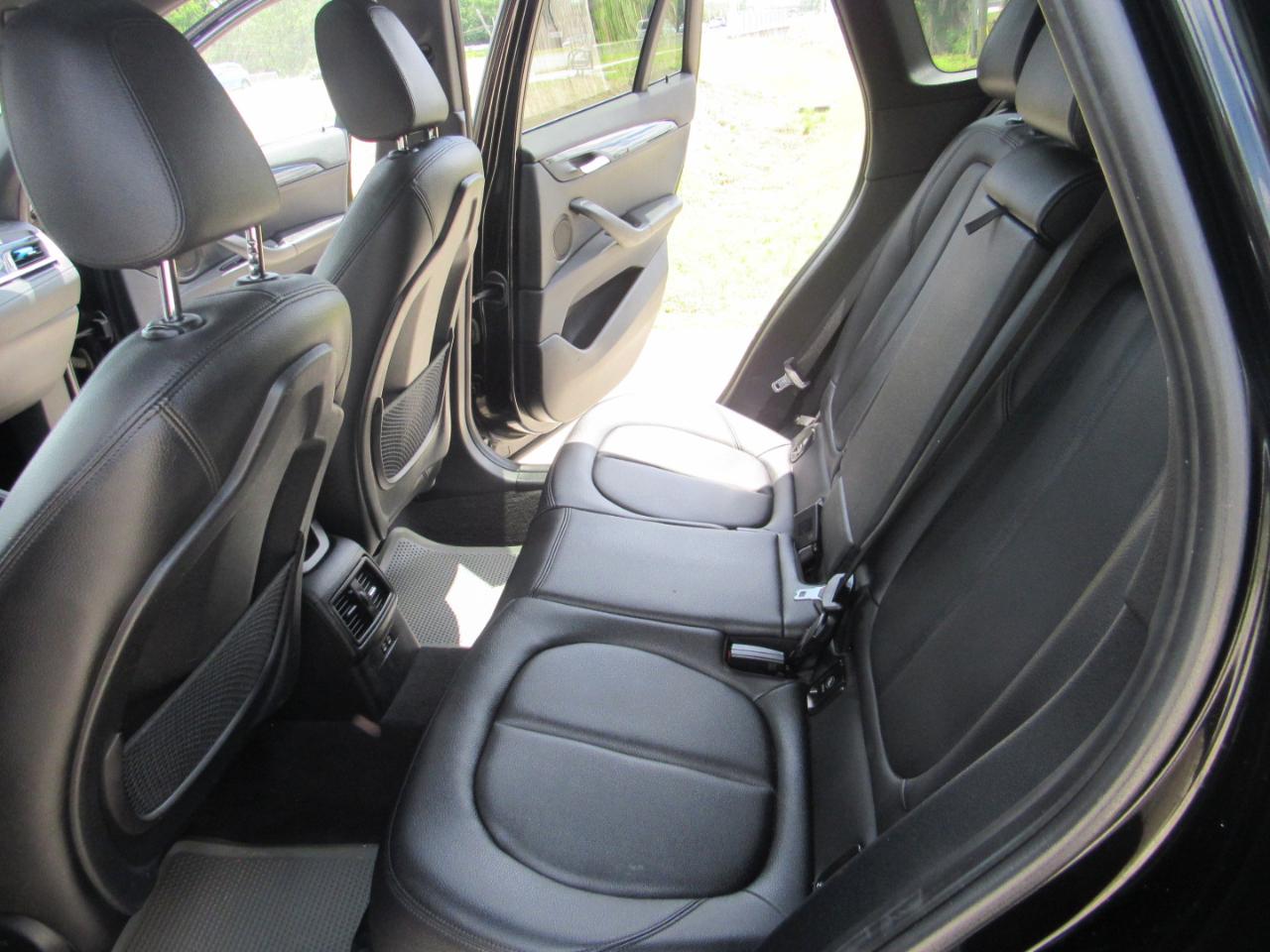 BMW X1 sDrive28i Sports Activity Vehicle 2021