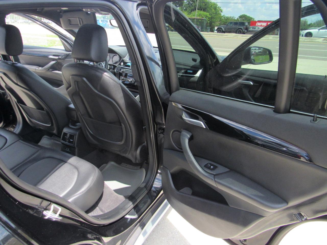 BMW X1 sDrive28i Sports Activity Vehicle 2021