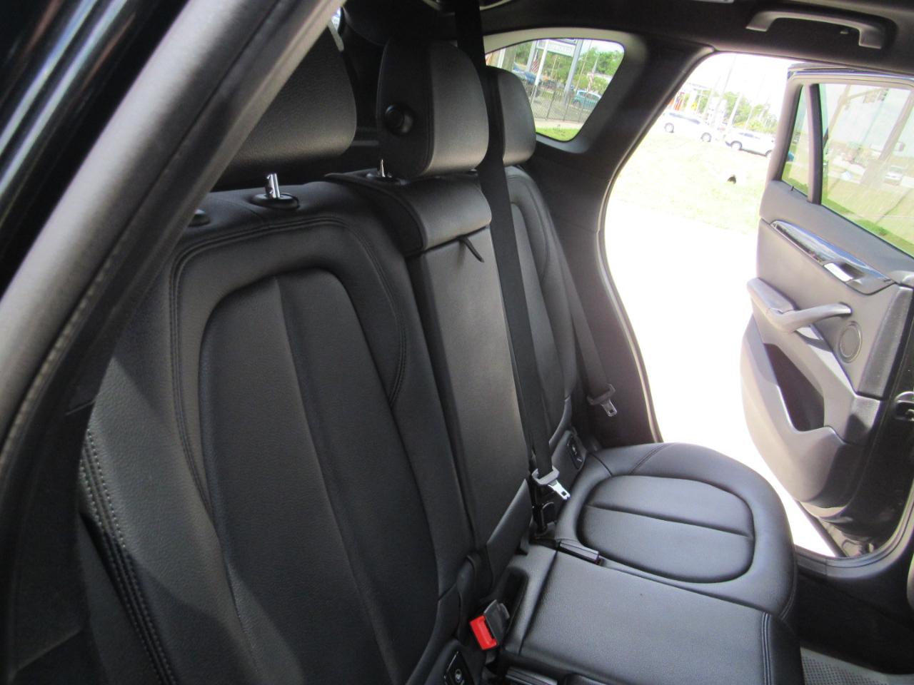 BMW X1 sDrive28i Sports Activity Vehicle 2021
