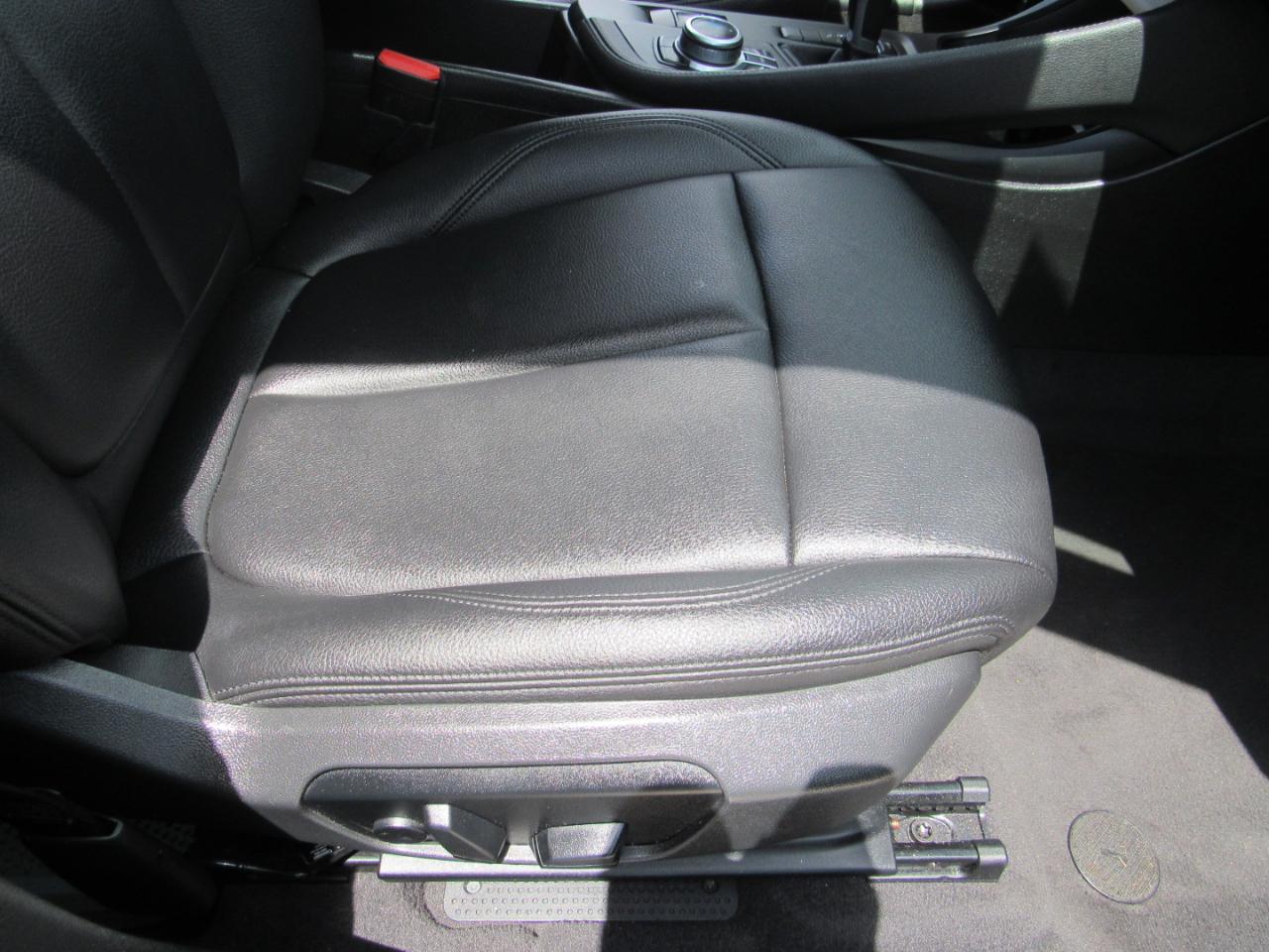 BMW X1 sDrive28i Sports Activity Vehicle 2021