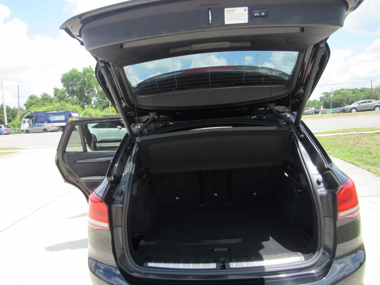 BMW X1 sDrive28i Sports Activity Vehicle 2021