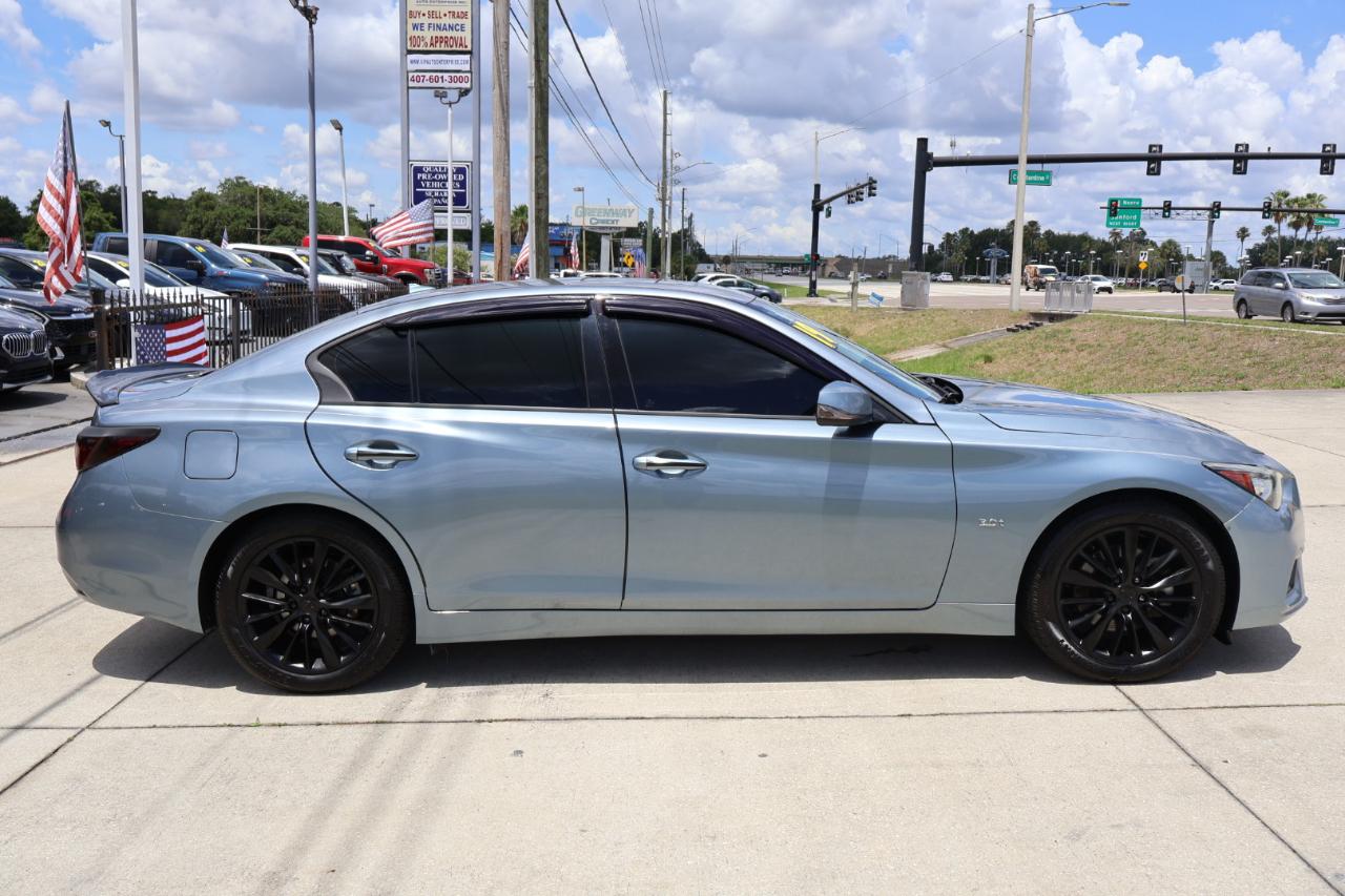 Infiniti Q50 3.0t LUXE RWD 2019