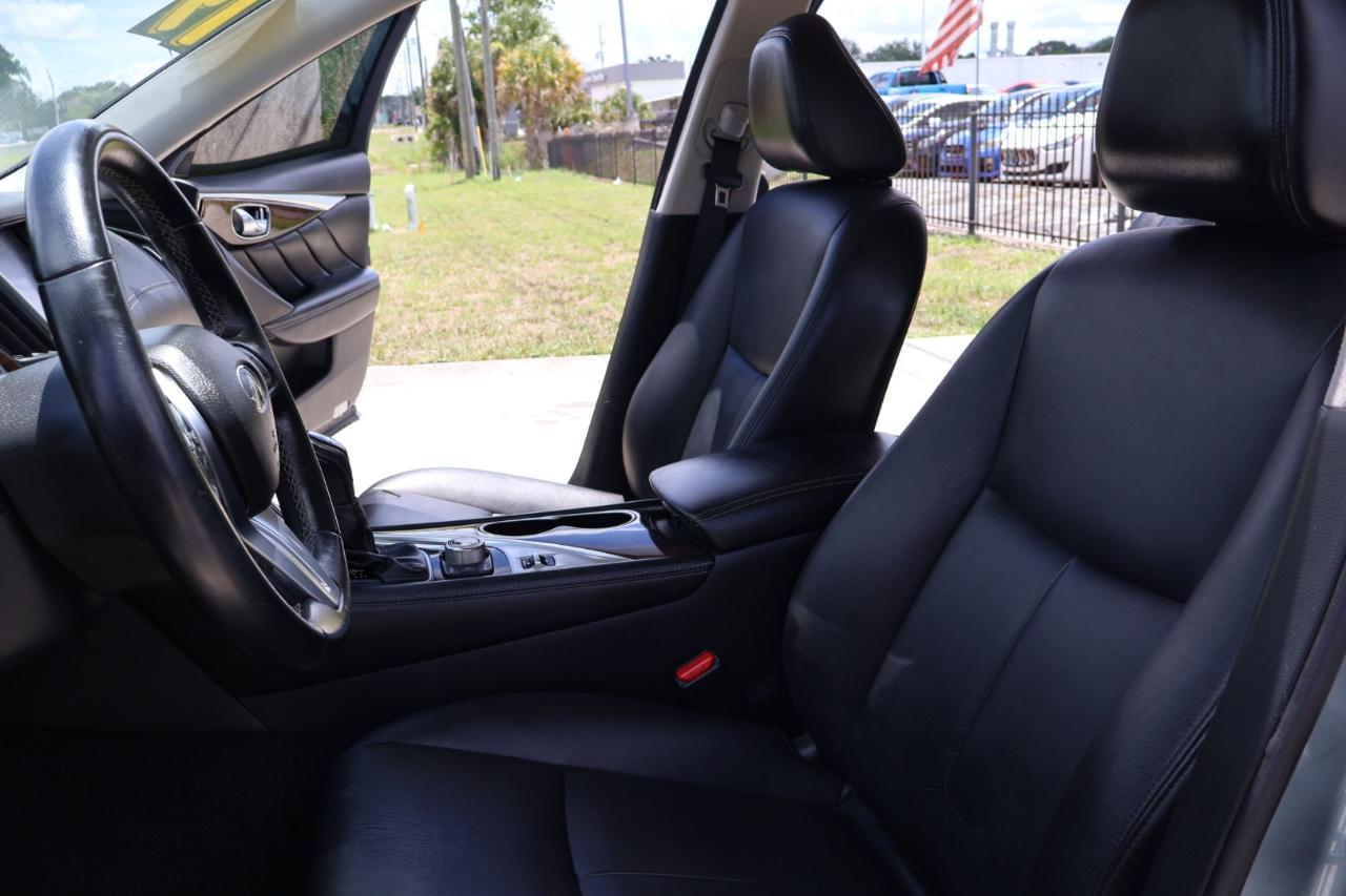 Infiniti Q50 3.0t LUXE RWD 2019