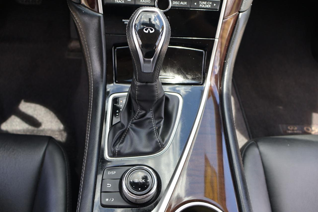 Infiniti Q50 3.0t LUXE RWD 2019