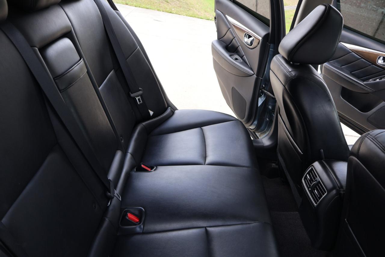 Infiniti Q50 3.0t LUXE RWD 2019