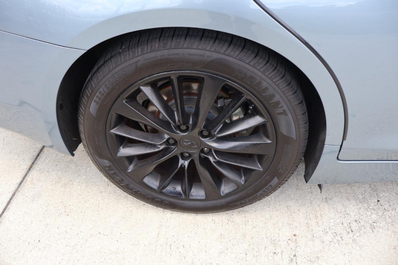 Infiniti Q50 3.0t LUXE RWD 2019