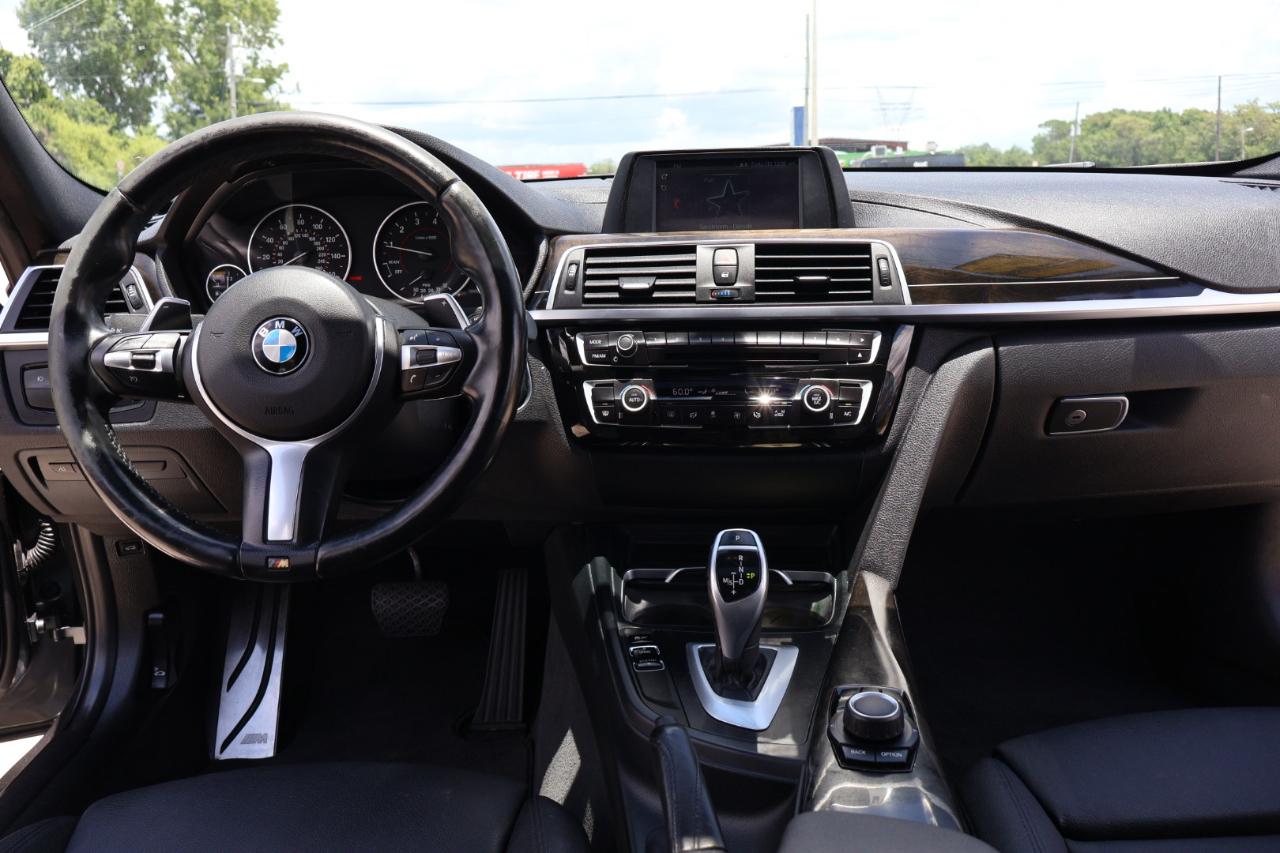 BMW 3 Series 330i Sedan 2018