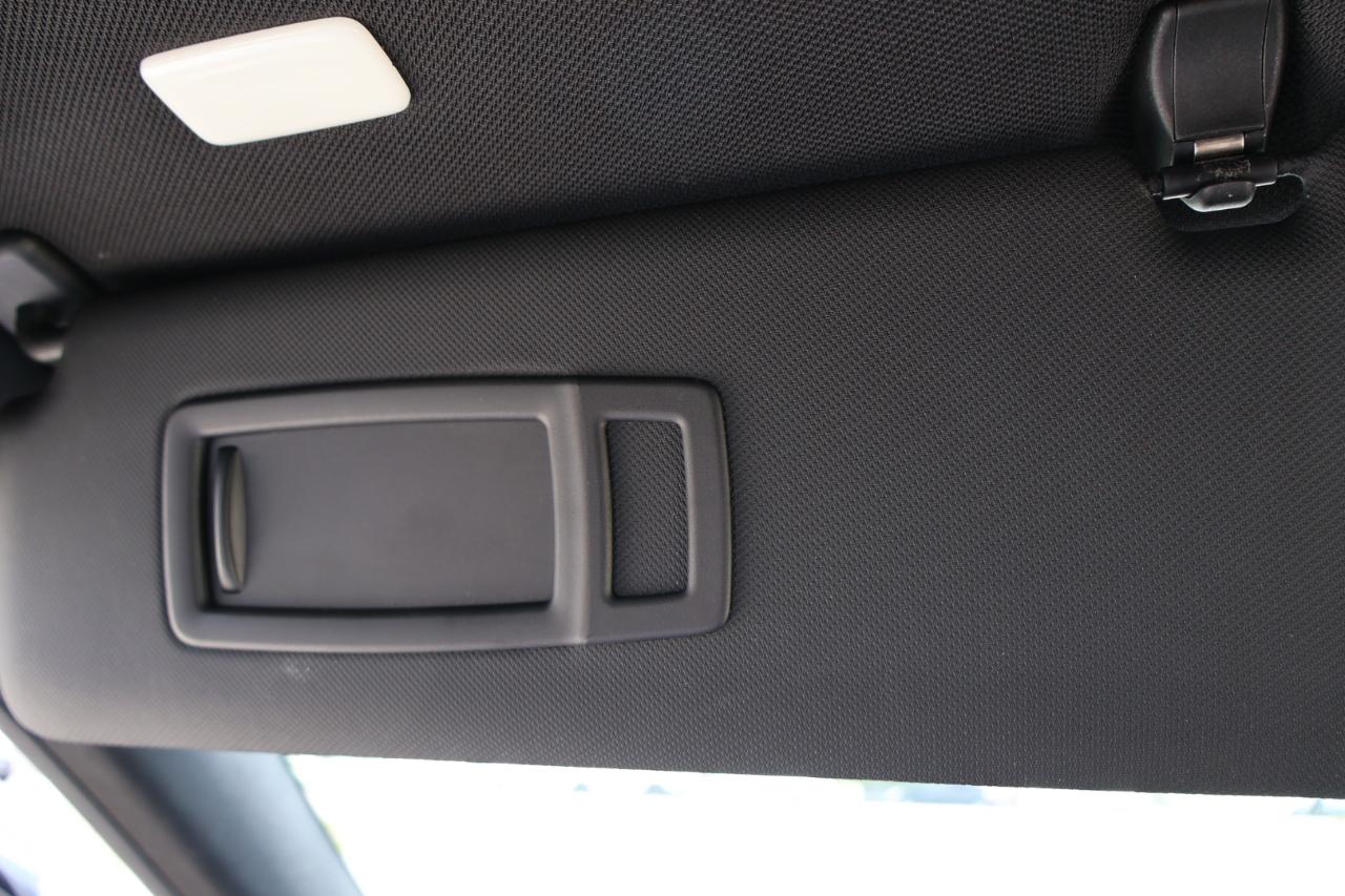 BMW 3 Series 330i Sedan 2018
