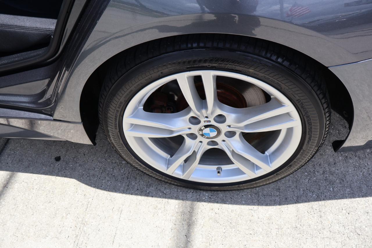 BMW 3 Series 330i Sedan 2018