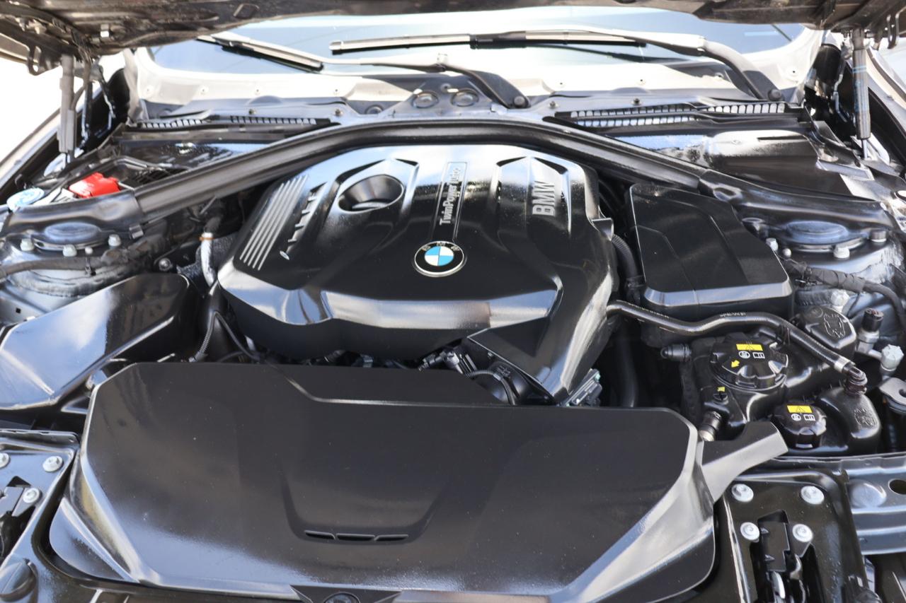 BMW 3 Series 330i Sedan 2018