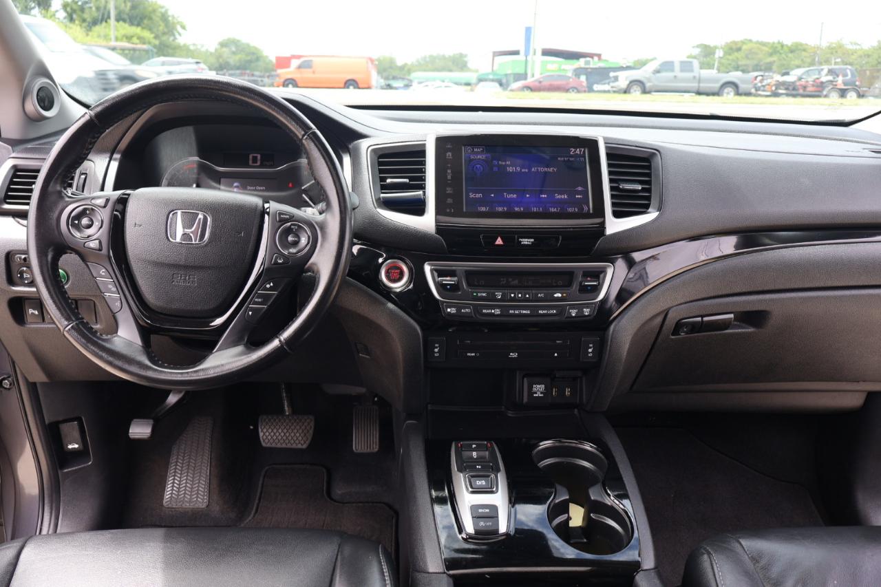 Honda Pilot Touring 2WD 2018