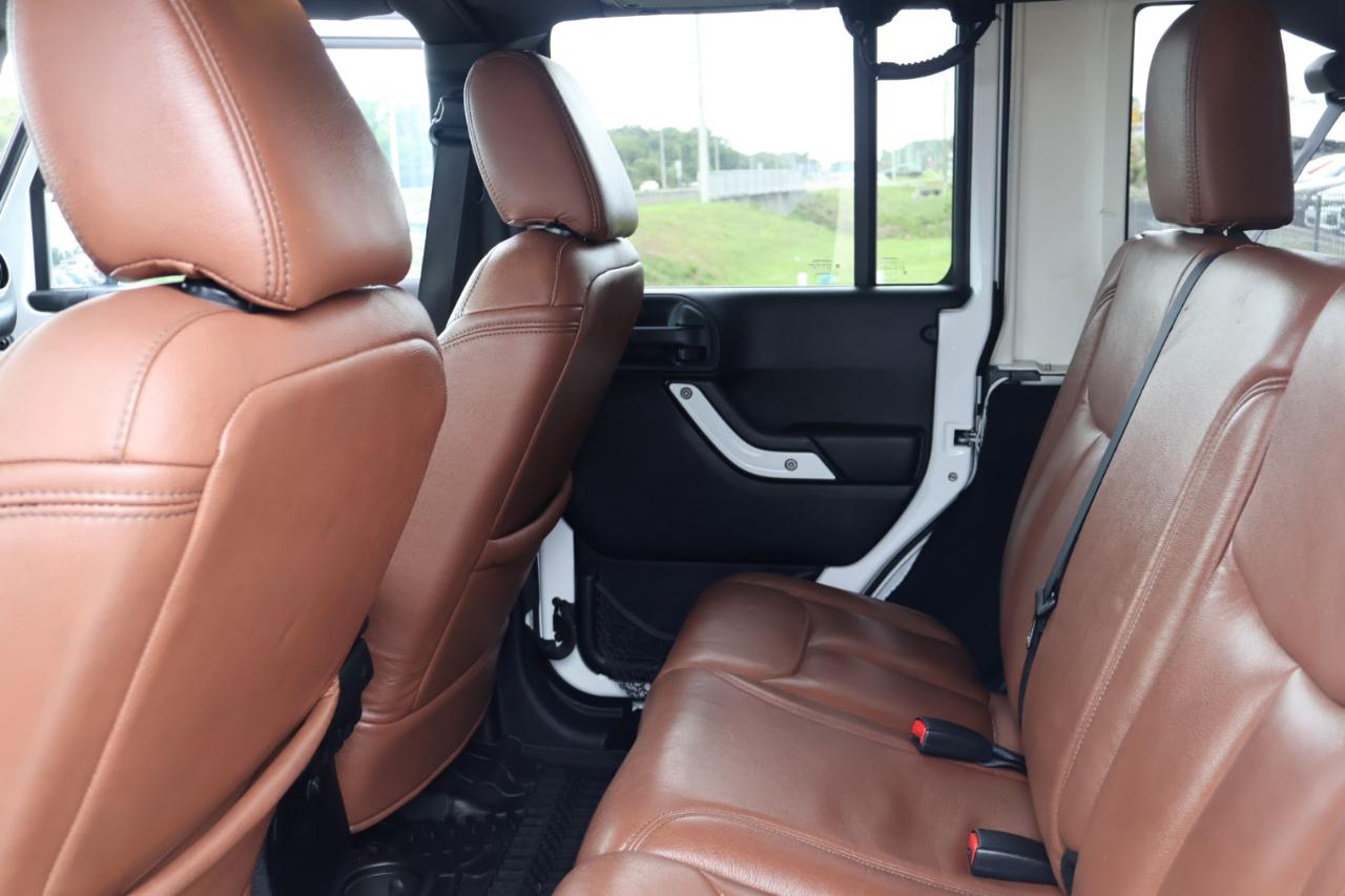 Jeep Wrangler Unlimited 4WD 4dr Sport 2016