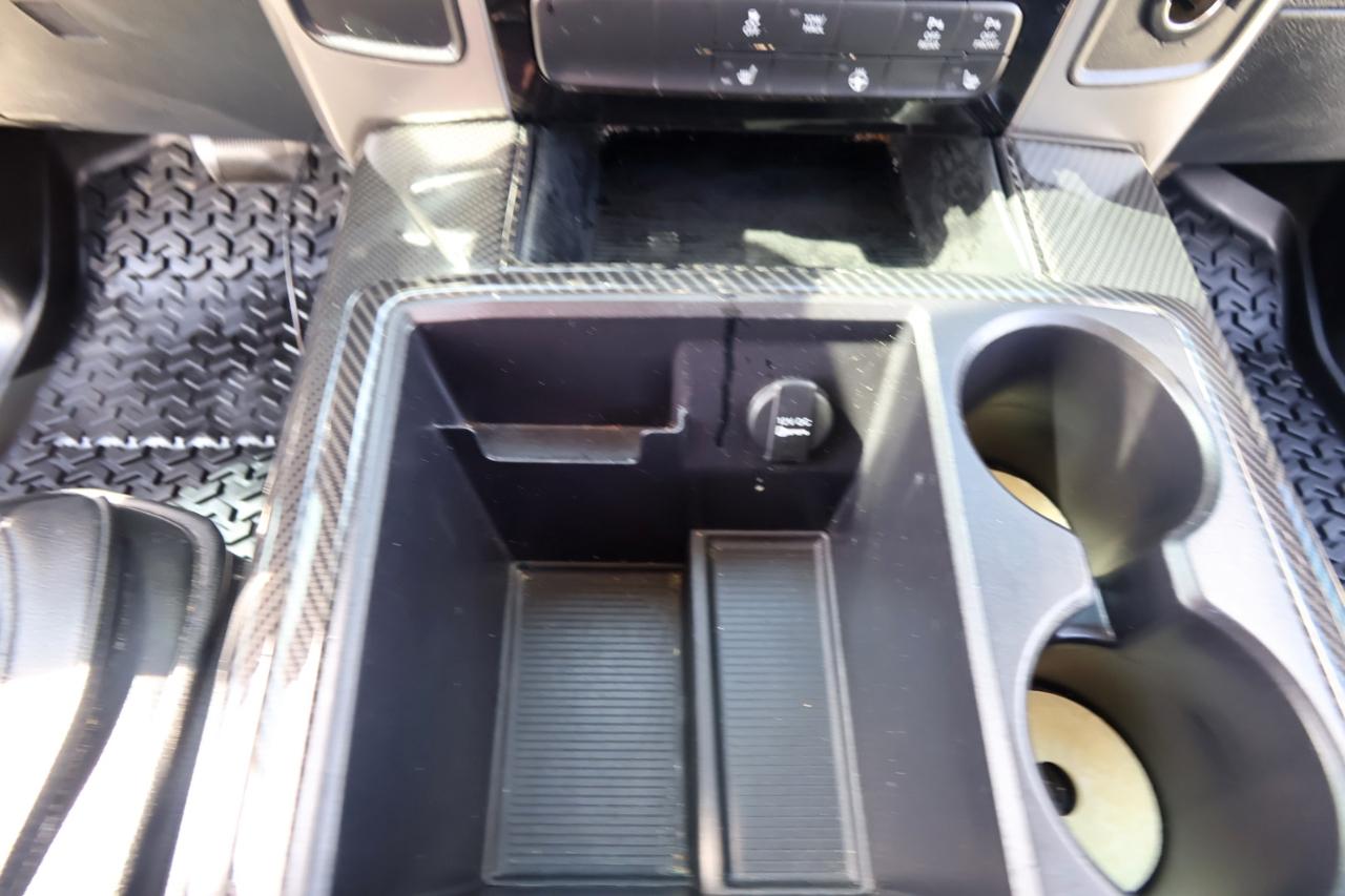 RAM 1500 Express 4x2 Crew Cab 5'7" Box 2018