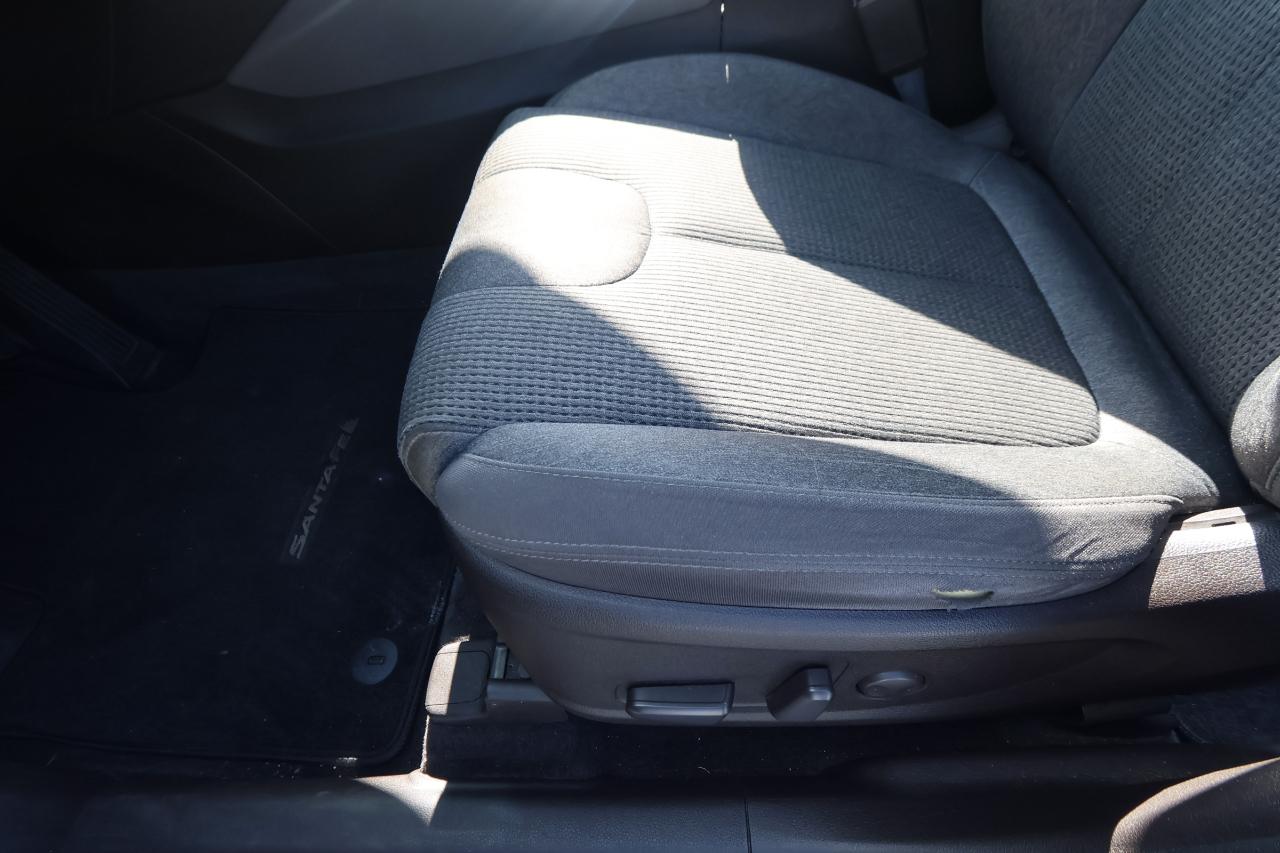 Hyundai Santa Fe SEL 2.4L Auto FWD 2019
