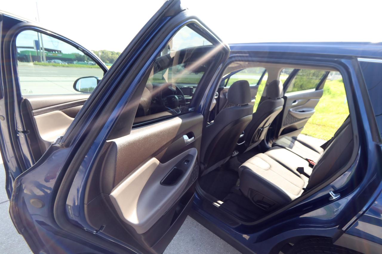 Hyundai Santa Fe SEL 2.4L Auto FWD 2019