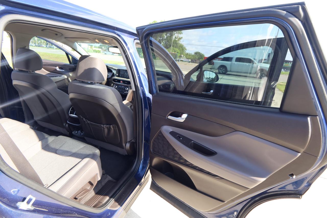 Hyundai Santa Fe SEL 2.4L Auto FWD 2019