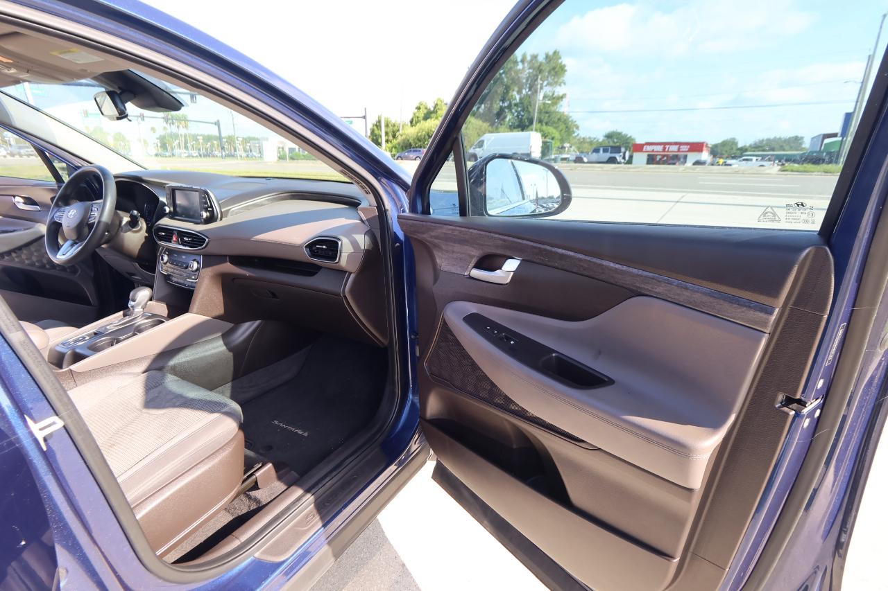 Hyundai Santa Fe SEL 2.4L Auto FWD 2019