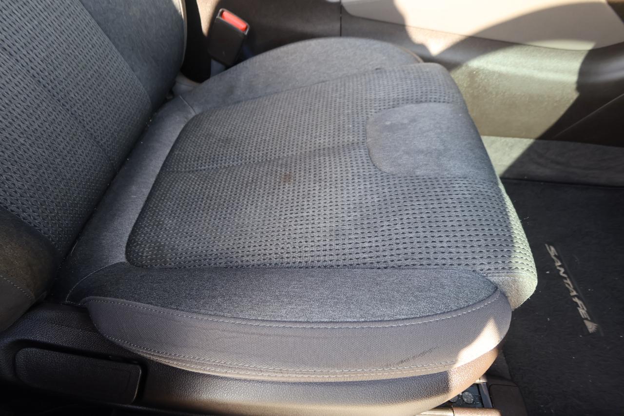 Hyundai Santa Fe SEL 2.4L Auto FWD 2019