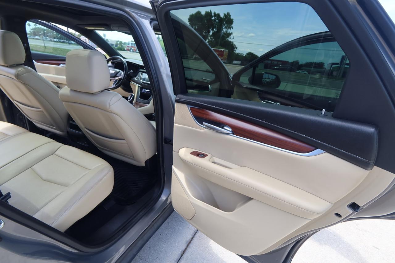 Cadillac XT5 FWD 4dr Premium Luxury 2018