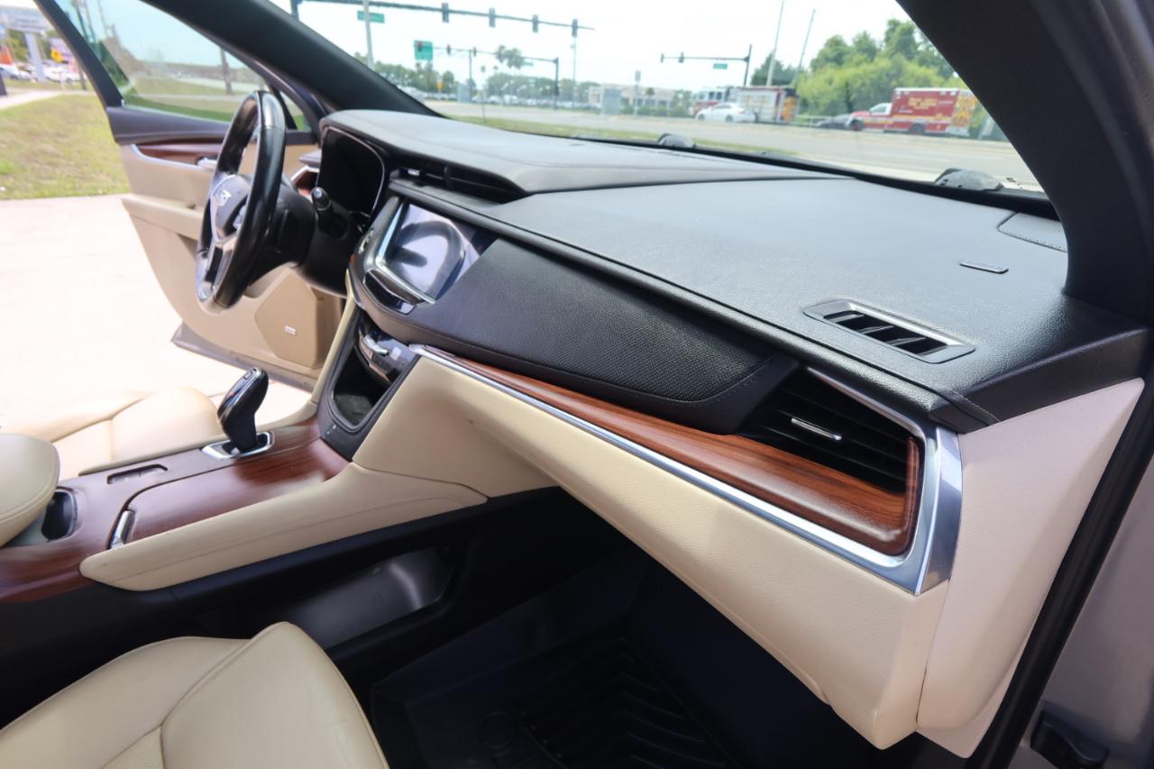 Cadillac XT5 FWD 4dr Premium Luxury 2018