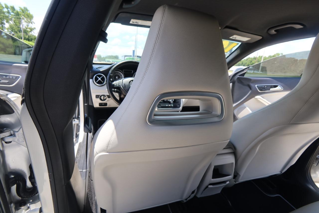 Mercedes-Benz CLA-Class 4dr Sdn CLA 250 FWD 2014