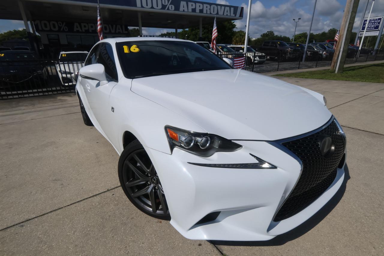 Lexus IS 200t 4dr Sdn 2016
