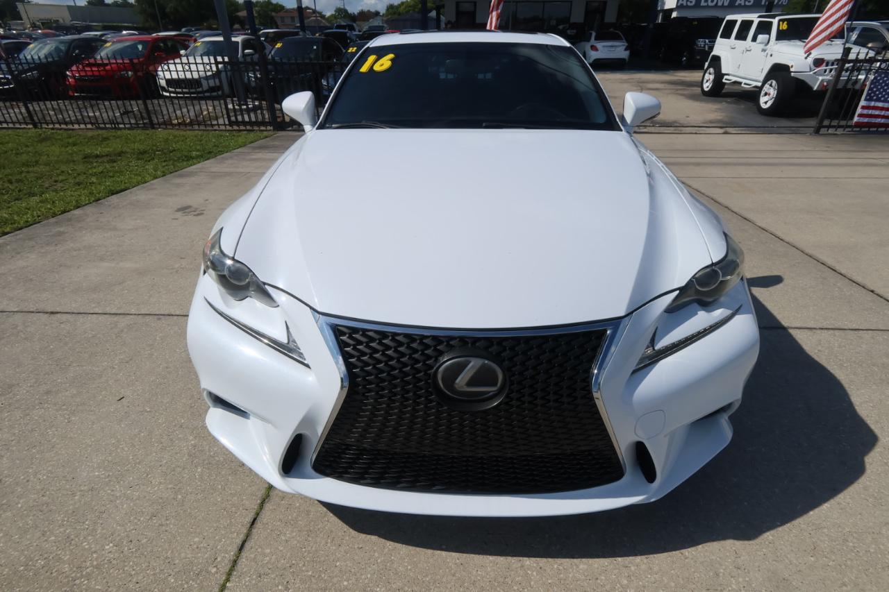Lexus IS 200t 4dr Sdn 2016