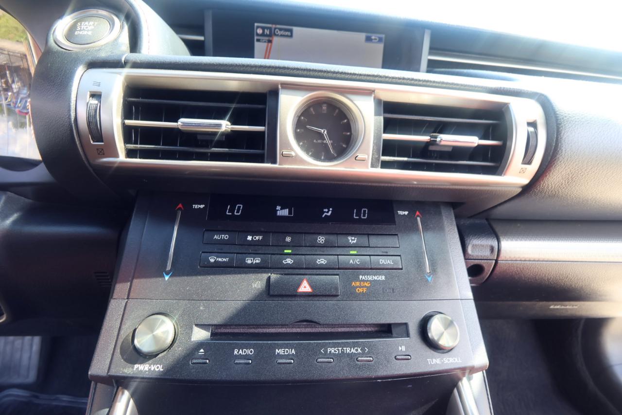 Lexus IS 200t 4dr Sdn 2016