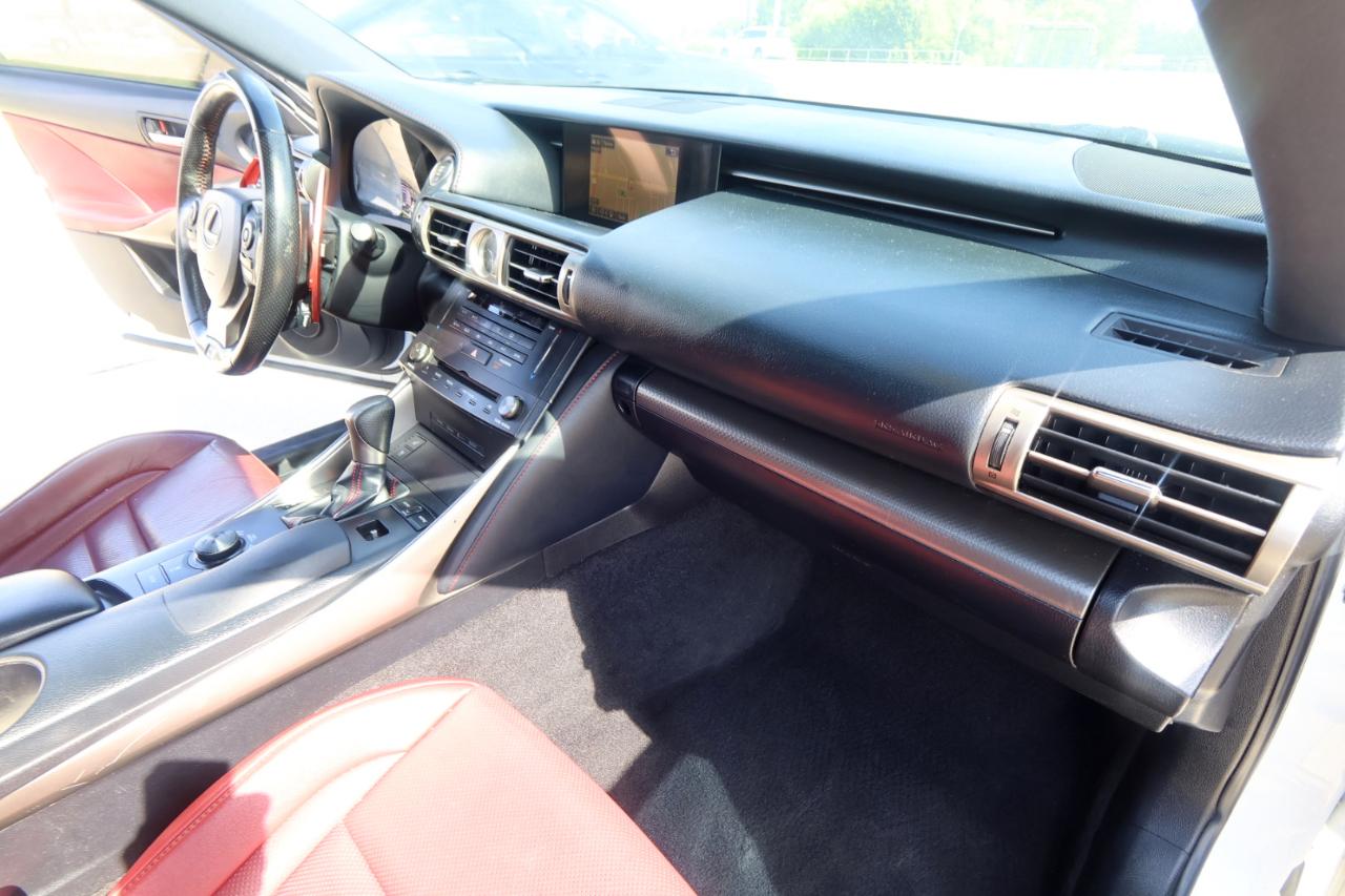 Lexus IS 200t 4dr Sdn 2016