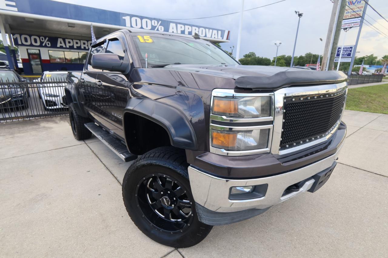 Chevrolet Silverado 1500 4WD Crew Cab 143.5" LT w/2LT 2015