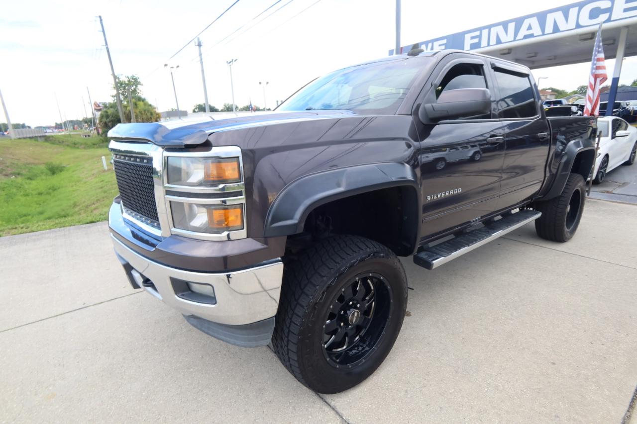 Chevrolet Silverado 1500 4WD Crew Cab 143.5" LT w/2LT 2015