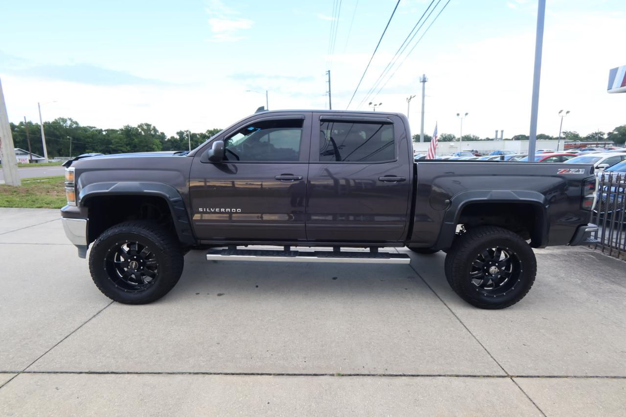 Chevrolet Silverado 1500 4WD Crew Cab 143.5" LT w/2LT 2015