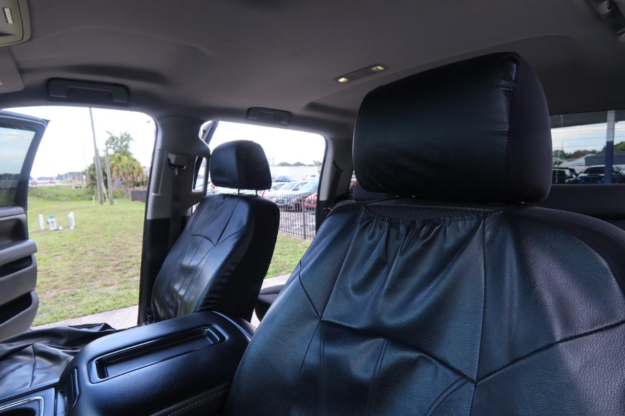 Chevrolet Silverado 1500 4WD Crew Cab 143.5" LT w/2LT 2015