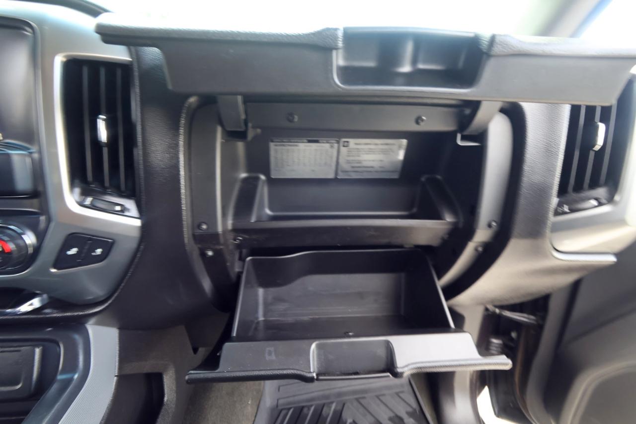 Chevrolet Silverado 1500 4WD Crew Cab 143.5" LT w/2LT 2015