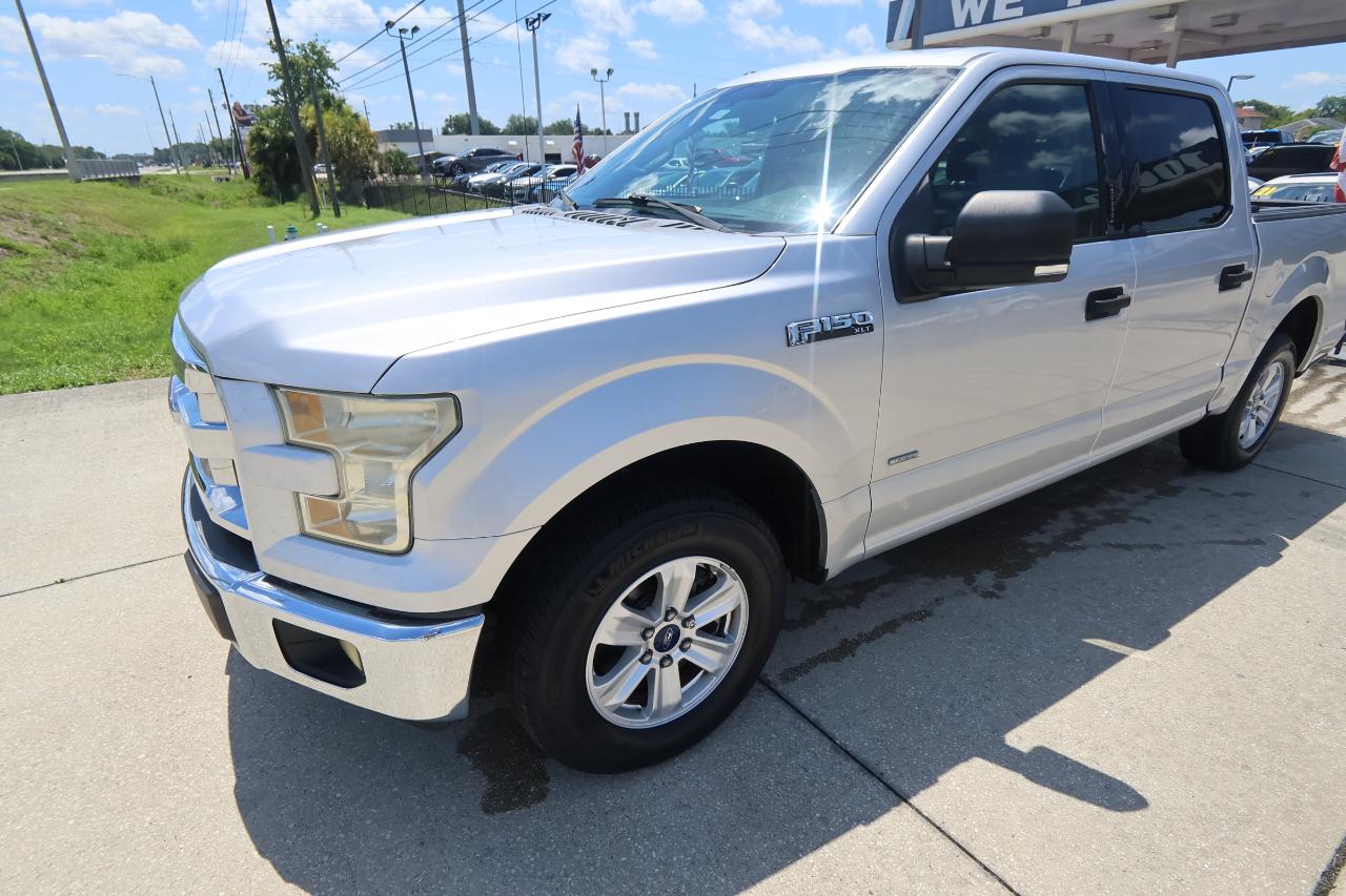 Ford F-150 2WD SuperCrew 145" XLT 2015