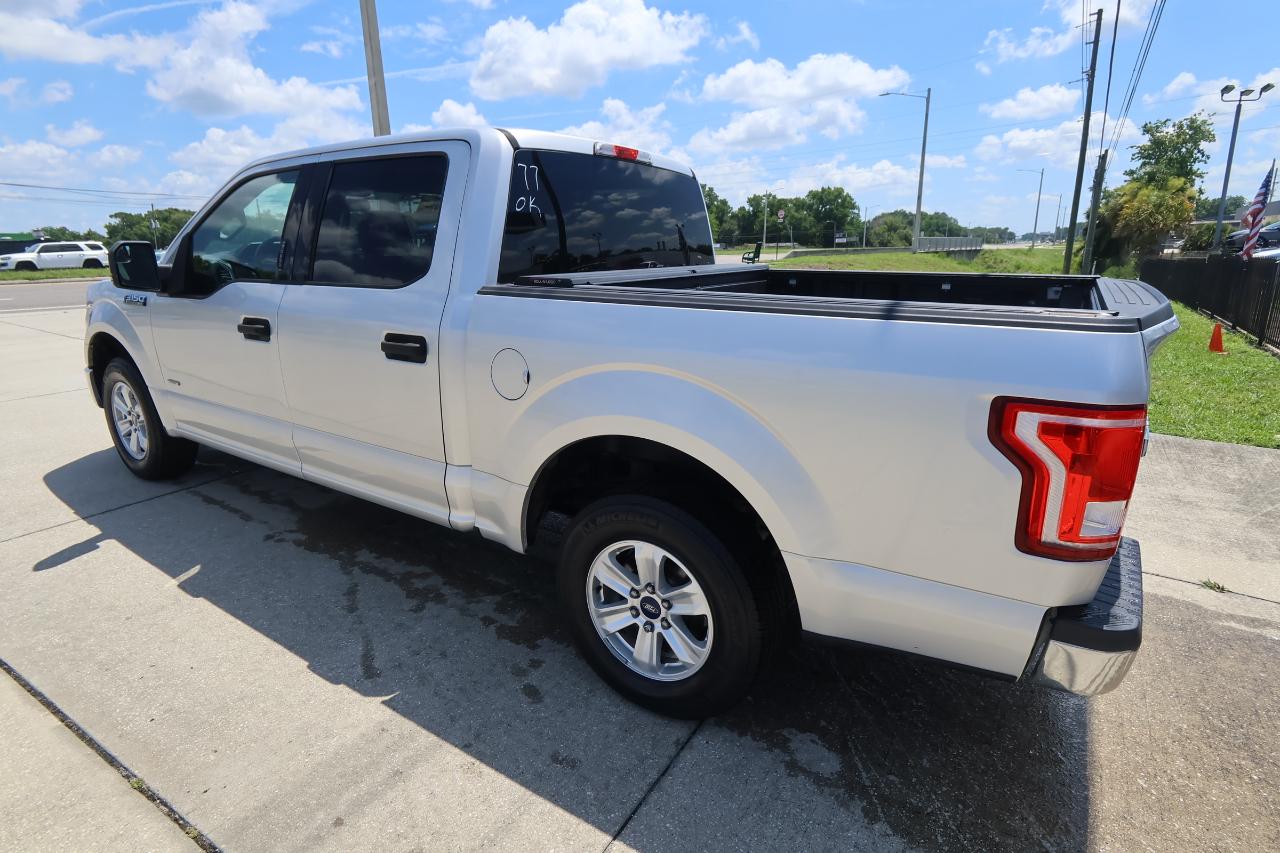 Ford F-150 2WD SuperCrew 145" XLT 2015