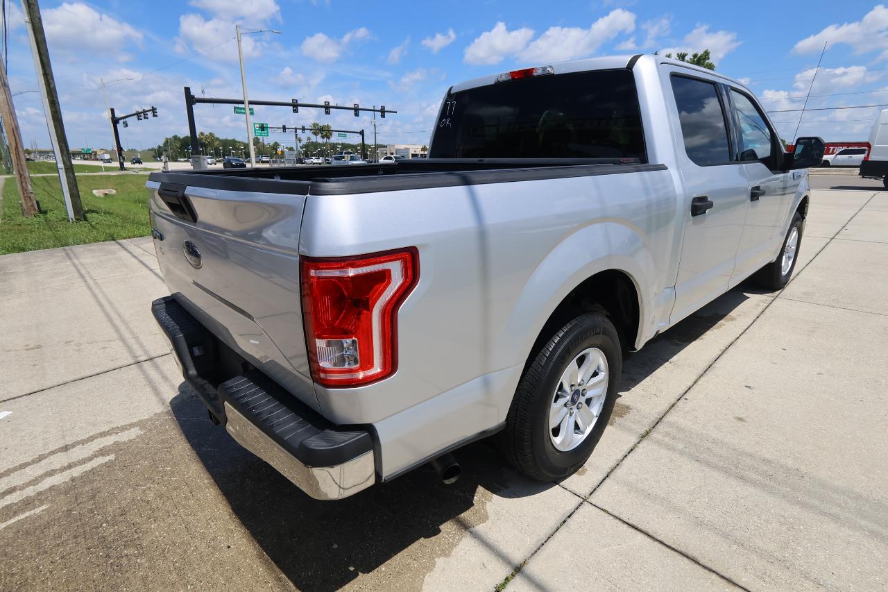 Ford F-150 2WD SuperCrew 145" XLT 2015