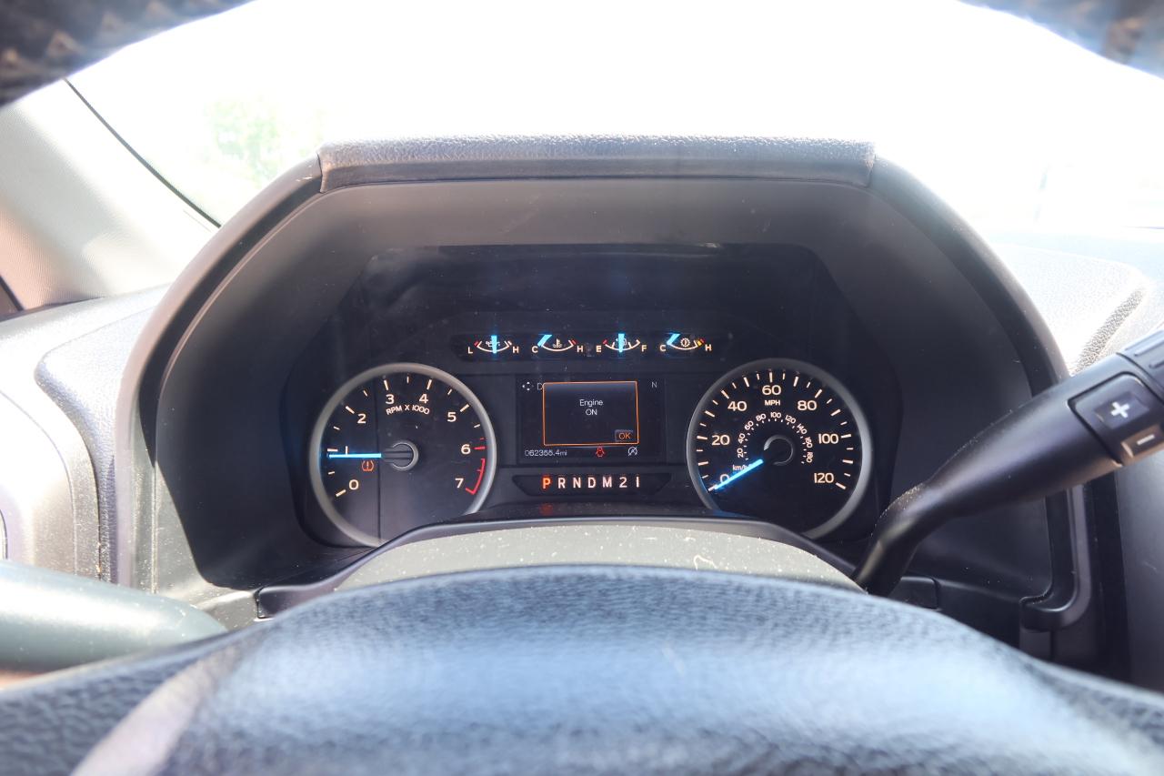 Ford F-150 2WD SuperCrew 145" XLT 2015