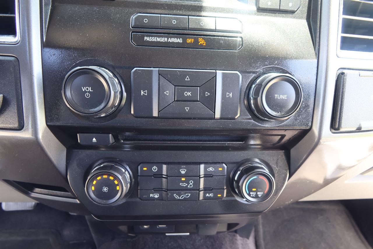 Ford F-150 2WD SuperCrew 145" XLT 2015