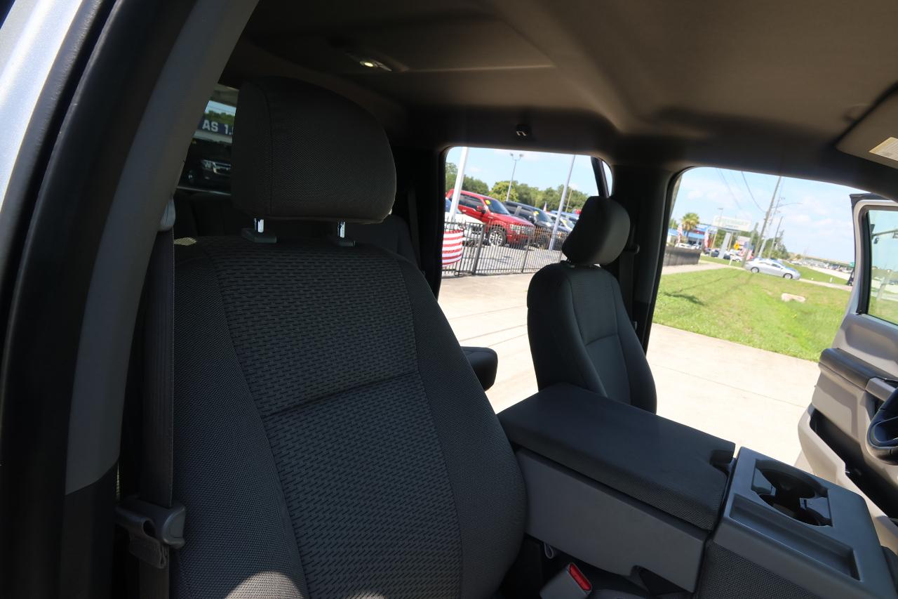 Ford F-150 2WD SuperCrew 145" XLT 2015