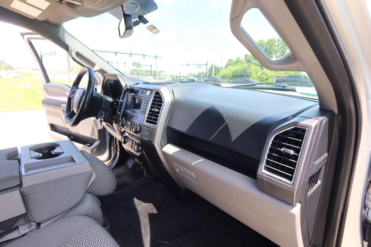 Ford F-150 2WD SuperCrew 145" XLT 2015