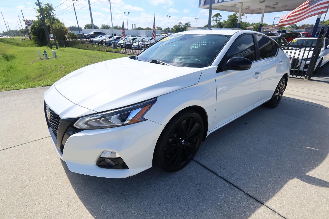 Nissan Altima 2.5 SR AWD Sedan 2022