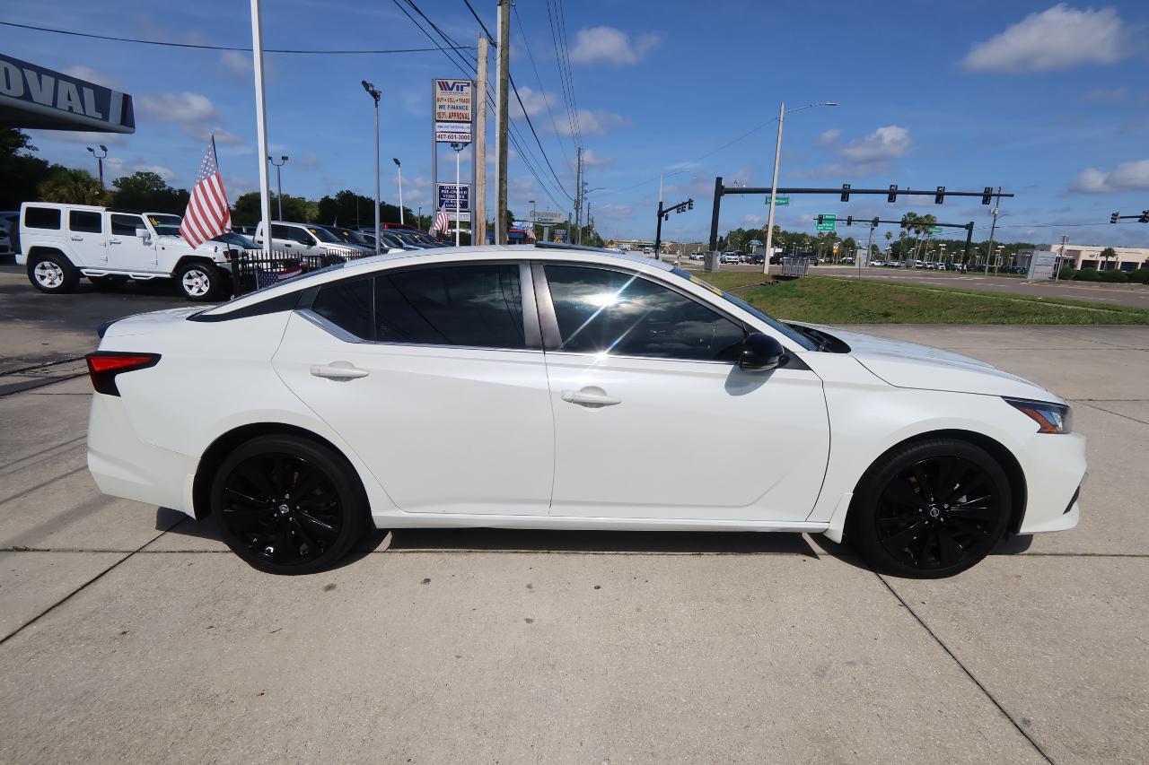 Nissan Altima 2.5 SR AWD Sedan 2022